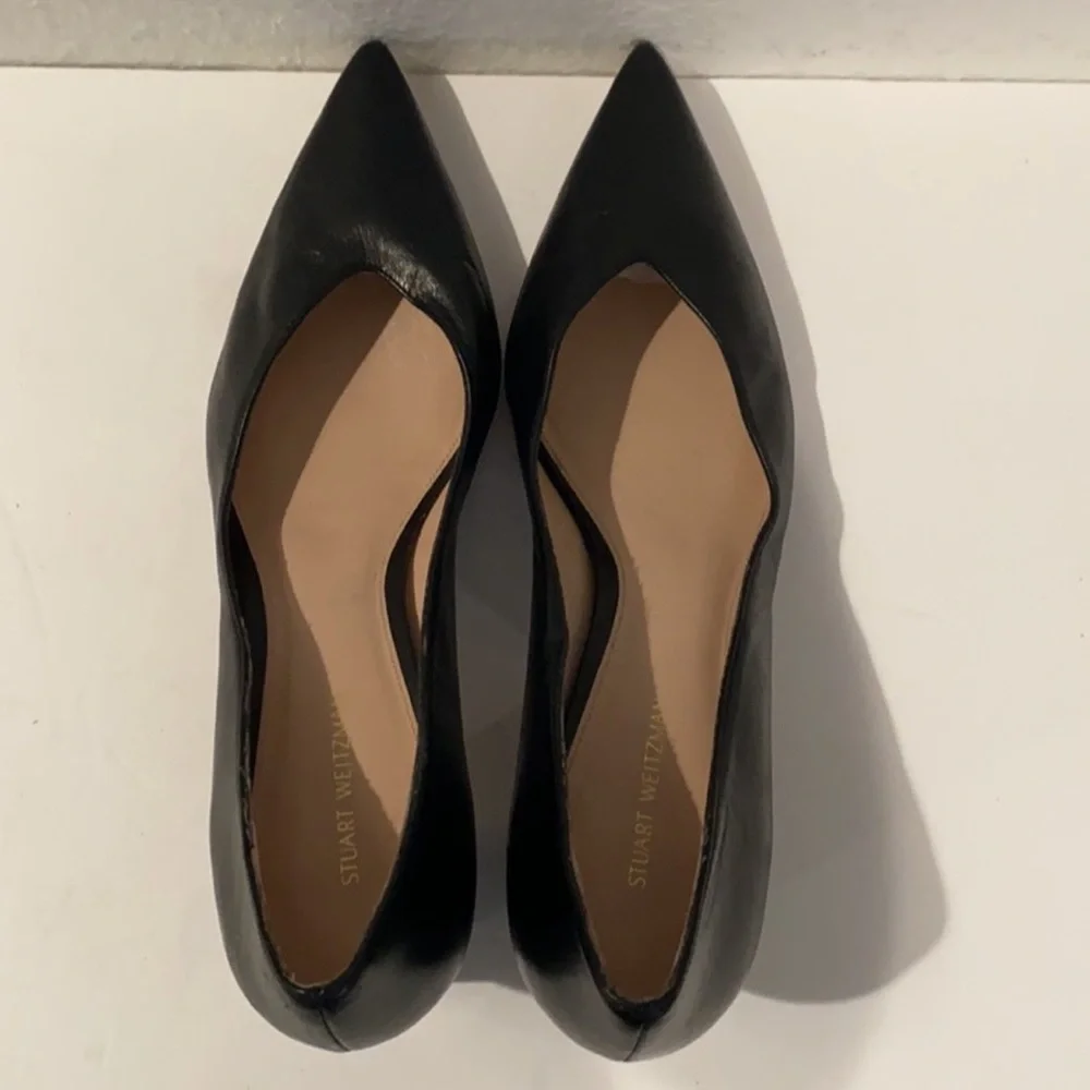 Authentic Stuart Weitzman designer black leather heels pumps sz 8